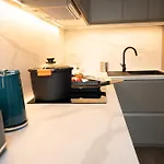 Apartamento Immeuble H4 - Cozy & Comfortable *