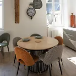 アパート Immeuble H4 - Cozy & Comfortable La Flèche